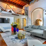 Rent 7 bedroom apartment of 220 m² in Firenze