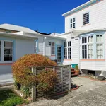 Rent 2 bedroom apartment in Wellington