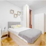 Rent a room of 110 m² in madrid