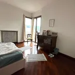 Rent 3 bedroom apartment of 110 m² in Cernobbio