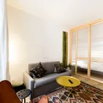 Rent 1 bedroom apartment of 460 m² in Lyon