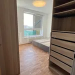 Pronajměte si 2 ložnic/e byt o rozloze 66 m² v Praha