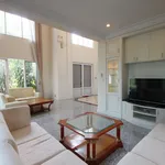 Rent 4 bedroom house of 550 m² in Bangkok