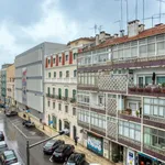 Rent 3 bedroom apartment of 92 m² in Lisbon