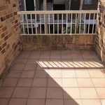 Rent 2 bedroom apartment in Coorparoo