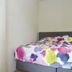 Rent 3 bedroom apartment of 80 m² in Schinkelbuurt