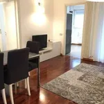 Rent 3 bedroom apartment of 89 m² in Milan