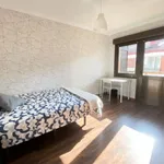 Rent 4 bedroom apartment in Bilbao