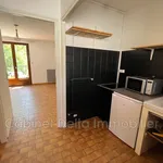 Rent 1 bedroom apartment of 25 m² in Ollioules