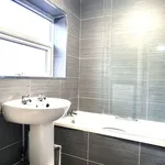 Rent 3 bedroom flat in North East England