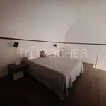 Rent 2 bedroom apartment of 75 m² in Napoli