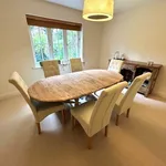 Rent 4 bedroom house in Haywards Heath