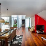 Alquilo 6 dormitorio casa de 500 m² en Barcelona