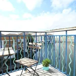 Rent 2 bedroom apartment in Brighton