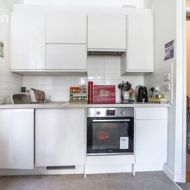 Flat to rent in Springfield Road, Brighton, East Sussex BN1