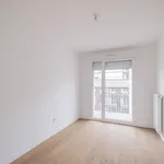 Rent 4 bedroom apartment of 93 m² in Clichy