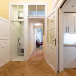 Pronajměte si 1 ložnic/e byt o rozloze 58 m² v Prague