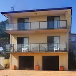 Rent 2 bedroom apartment in Towradgi