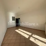 Affitto 4 camera appartamento di 100 m² in Alessandria