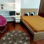 Alugar 6 quarto apartamento em Coimbra