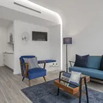 Rent 2 bedroom apartment of 106 m² in Funchal