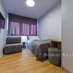 Najam 3 spavaće sobe stan od 93 m² u Split