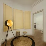 Rent a room of 127 m² in Barcelona