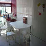 Rent a room of 120 m² in lisbon