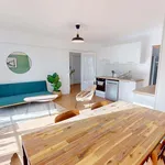 Rent a room of 109 m² in Paris