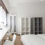 Rent a room in lisbon