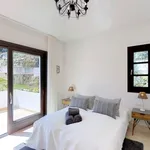 Rent 6 bedroom house of 1490 m² in Marbella