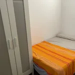 Rent 8 bedroom apartment in Barcelona