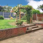 Rent 4 bedroom house in West Midlands