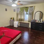 Rent 2 bedroom apartment in Queens