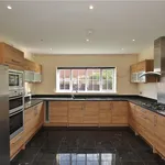 Rent 5 bedroom house of 213 m² in Surrey