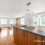 Pronajměte si 4 ložnic/e byt o rozloze 112 m² v Prague