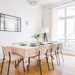 Appartement de 1700 m² avec 4 chambre(s) en location à Paris