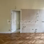 Rent 2 bedroom apartment of 70 m² in Torino