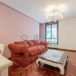 Rent 1 bedroom apartment of 63 m² in Oviedo