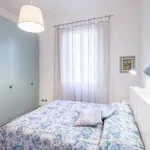 Rent 2 bedroom apartment of 80 m² in Florence