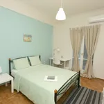 Rent 3 bedroom apartment in Athens