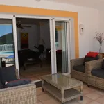 Rent 5 bedroom house in Cala Llonga