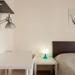 Rent 2 bedroom apartment in Athens