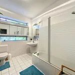 Appartement de 220 m² avec 3 chambre(s) en location à Uccle