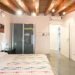 Rent 2 bedroom apartment of 85 m² in milan