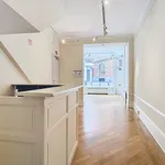 Maison de 320 m² avec 2 chambre(s) en location à Bruxelles