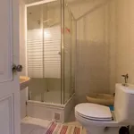 Rent a room in lisbon