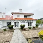 Rent 4 bedroom house of 175 m² in Leiria