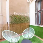 Rent 2 bedroom apartment of 99 m² in Barcelona