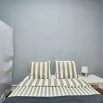 Rent a room in lisbon